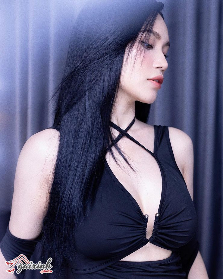 102+ Ảnh Ca Sĩ Sỹ Thanh Sexy Mặc Bikini Khoe Hàng Gợi Cảm